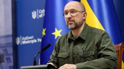 Шмигаль відреагував на заяви Макрона щодо введення західних військ в Україну